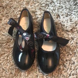 Little girls size 9.5 black dance time tap shoes